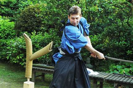 Experience Iaijutsu, the classical sword art of samurai