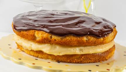 Boston cream pie