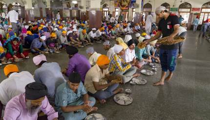 Golden Temple Harmandir Sahib Pilgrims being served food