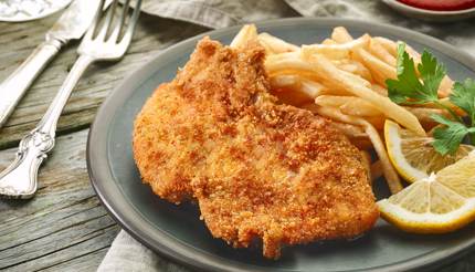 Schnitzel with chips