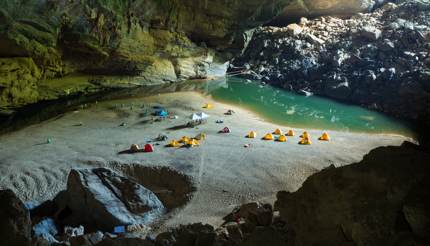 Hang Én cave, Vietnam