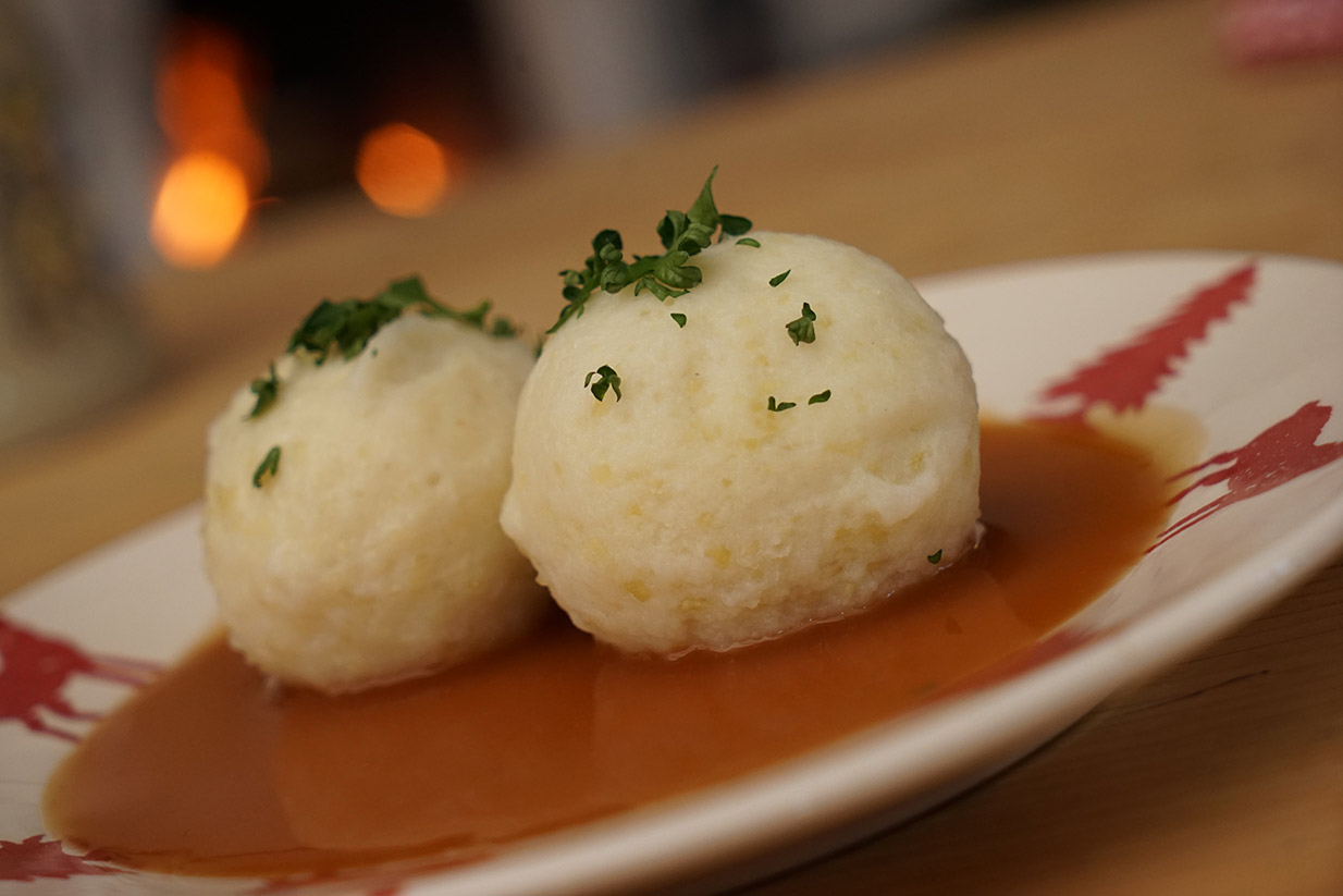 Knödel with broth - Melle&amp;#39;s Best